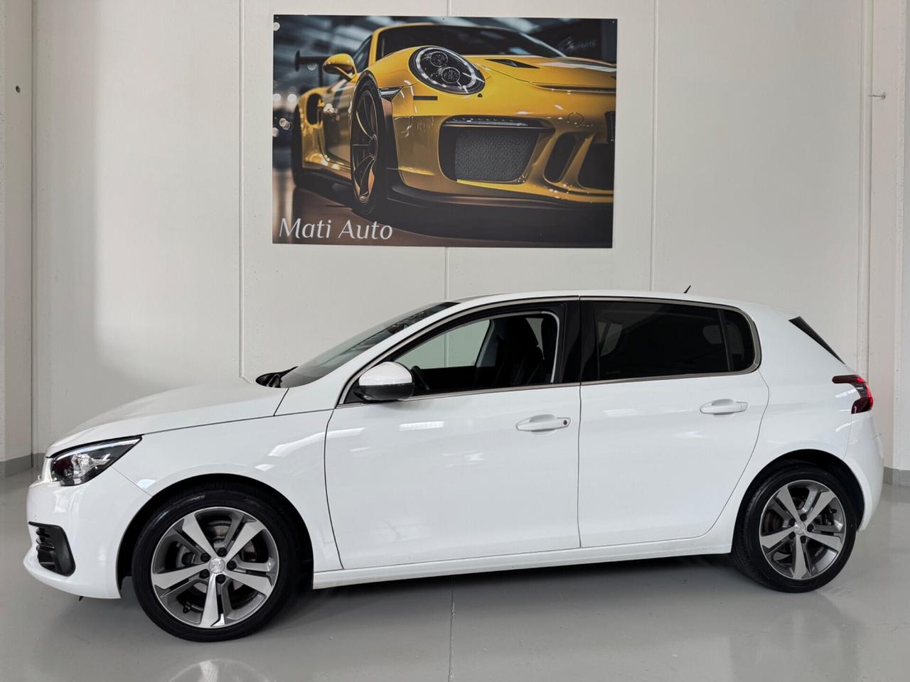 Peugeot 308 BlueHDi 130 S&S Allure