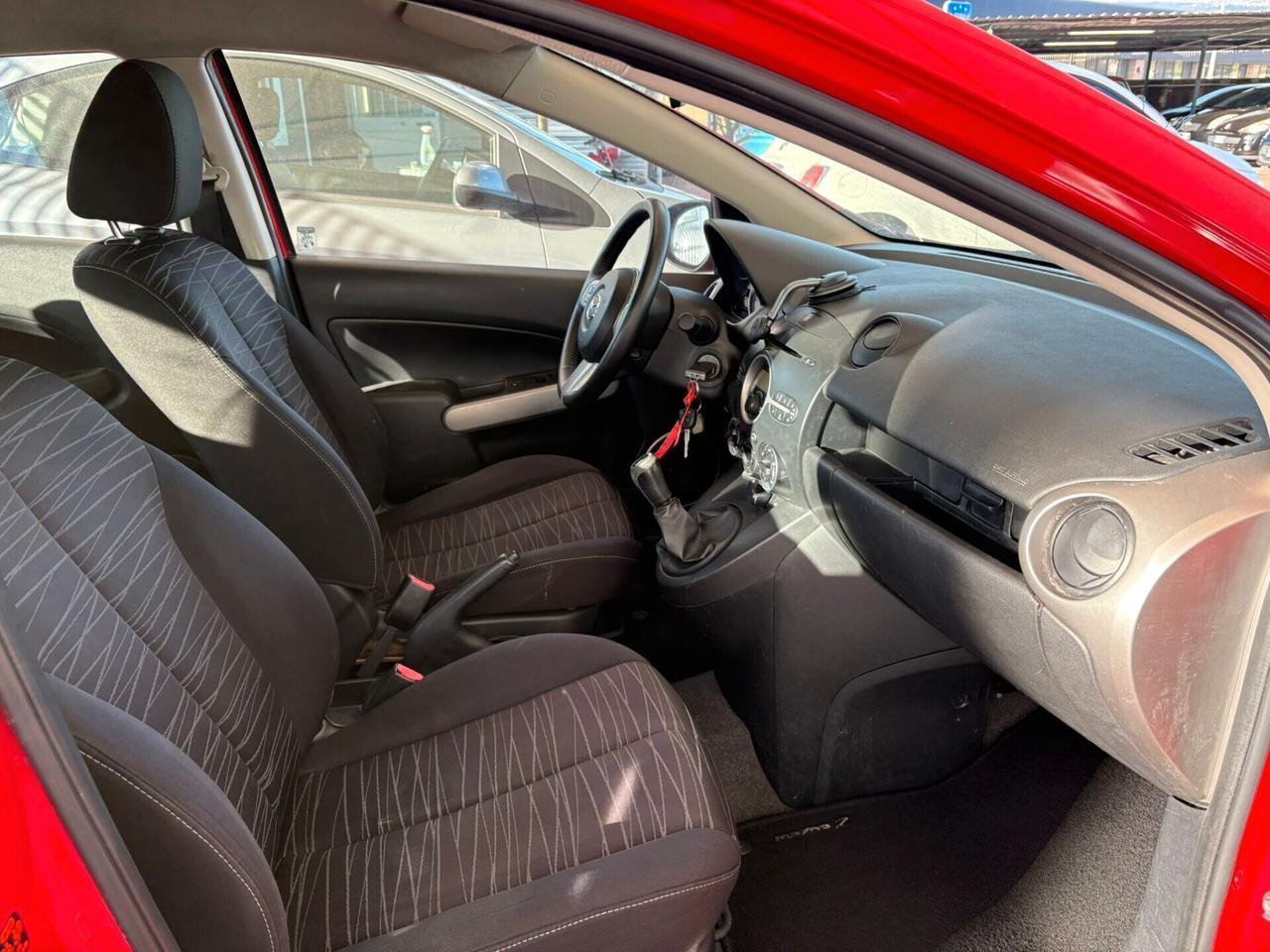 Mazda 2 75CV 5p. Easy