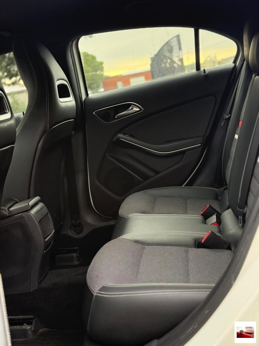 MERCEDES - Classe A - 160 CDI Premium