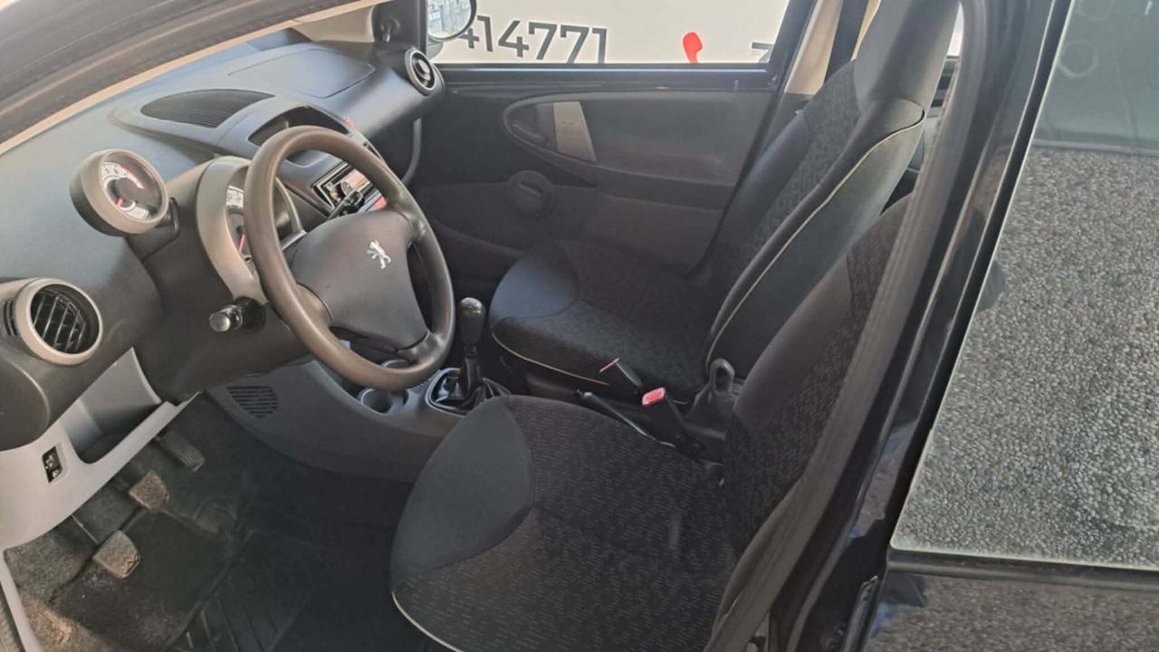 Peugeot 107 1.0 68CV 5p. Desir