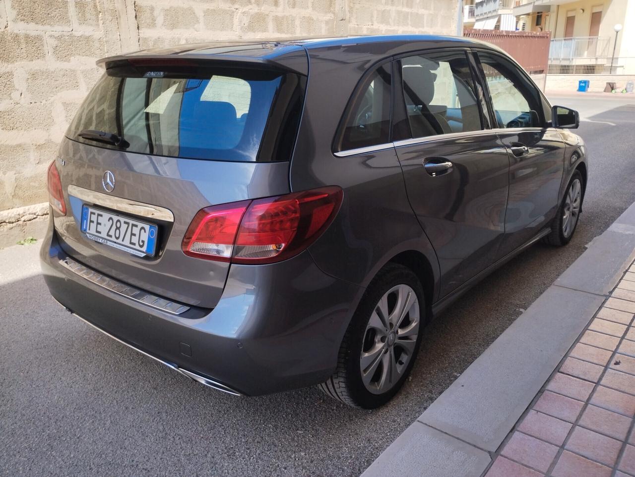 Mercedes-benz B 180 d Automatic Sport