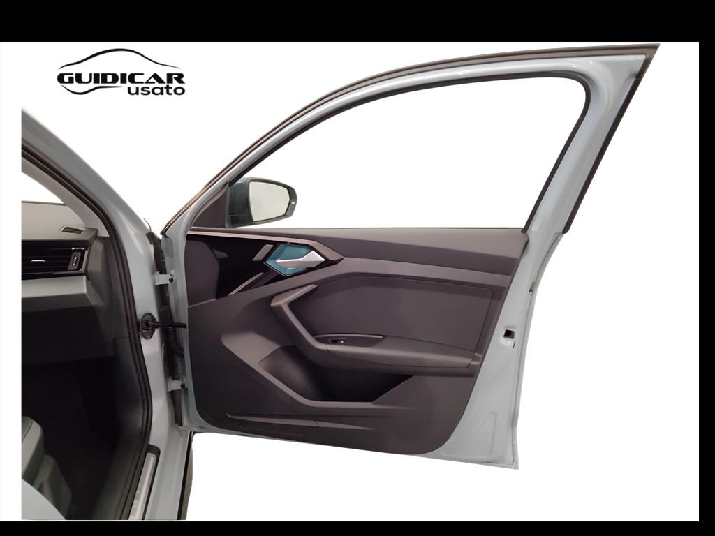 AUDI A1 II 2022 allstreet - A1 allstreet 25 1.0 tfsi Business 95cv