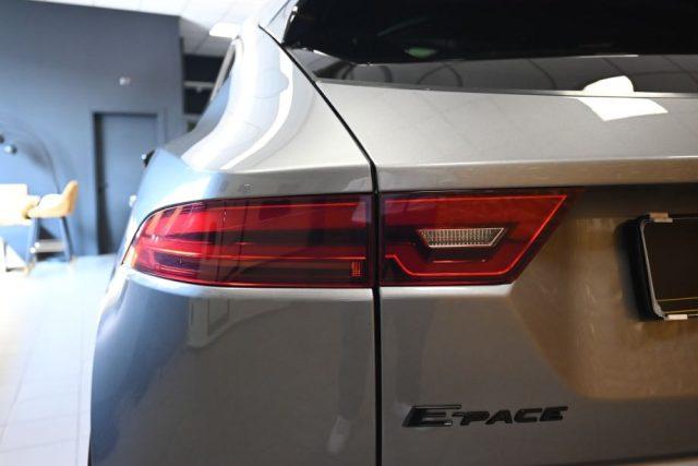 JAGUAR E-Pace 2.0 d R-DYNAMIC HSE 204CV AUT.TETT.20"CAM360°FULL!