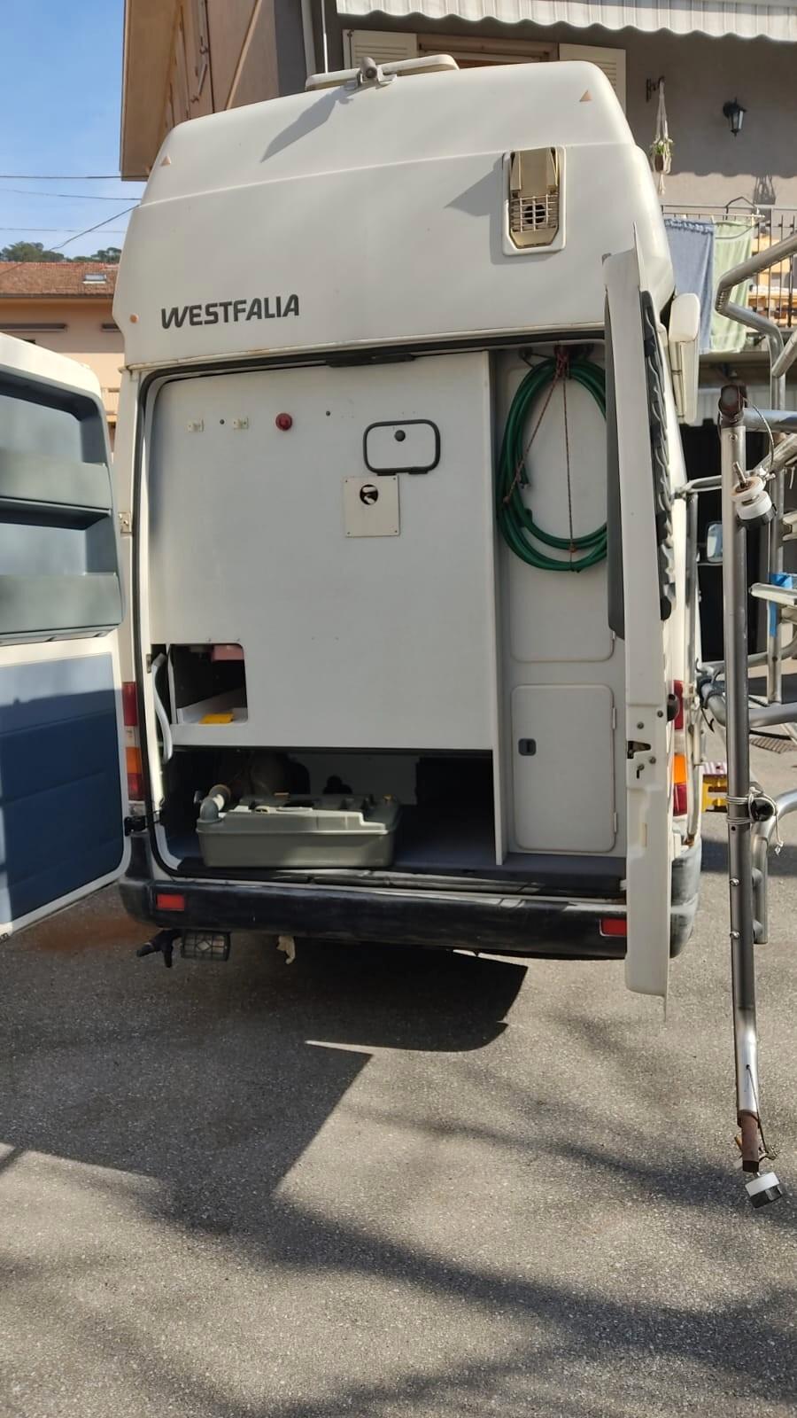 Mercedes-benz MERCEDES SPRINTER 312 JAMES COOK WESTFALIA