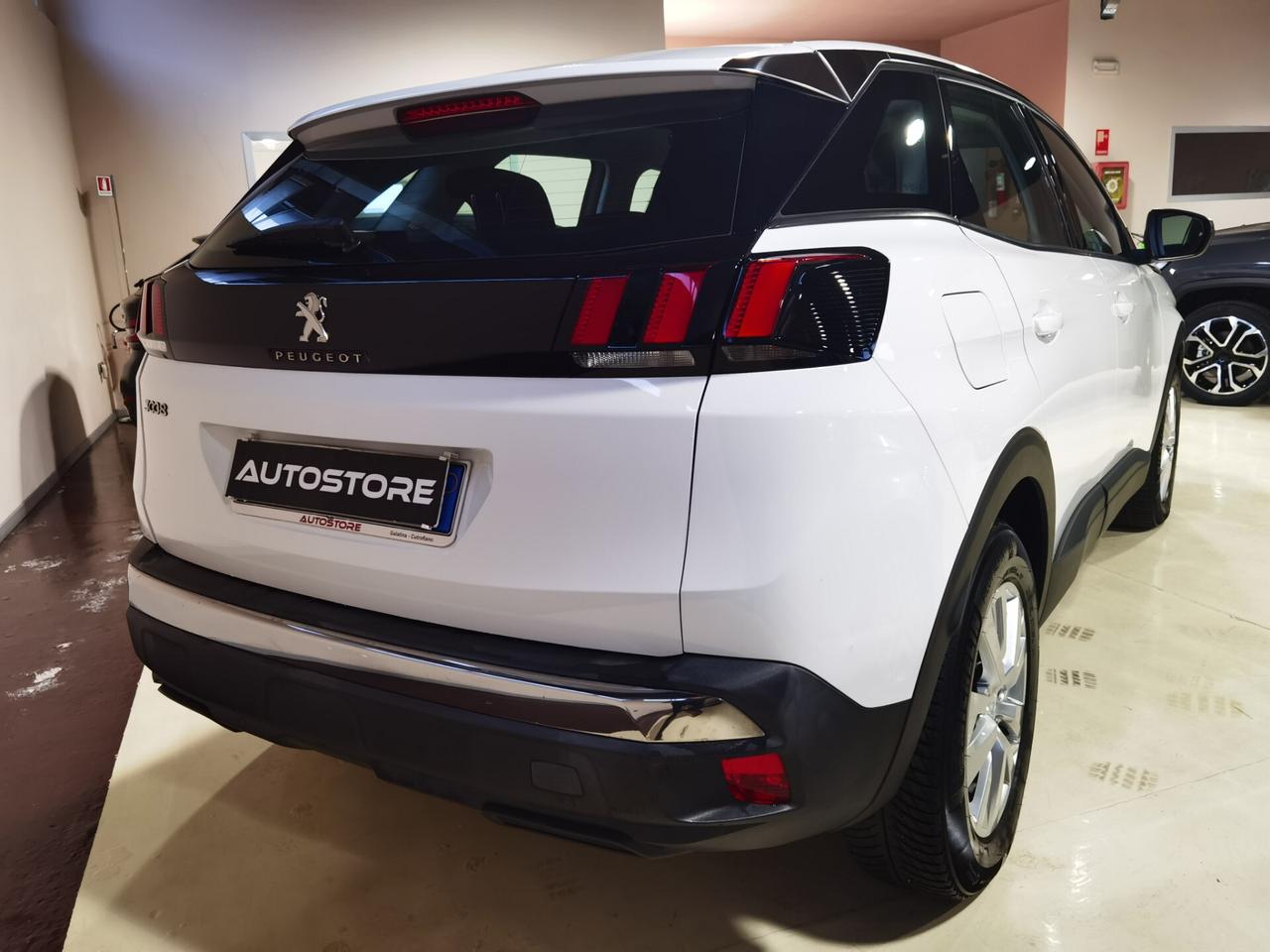 Peugeot 3008 BlueHDi 130 Business N1