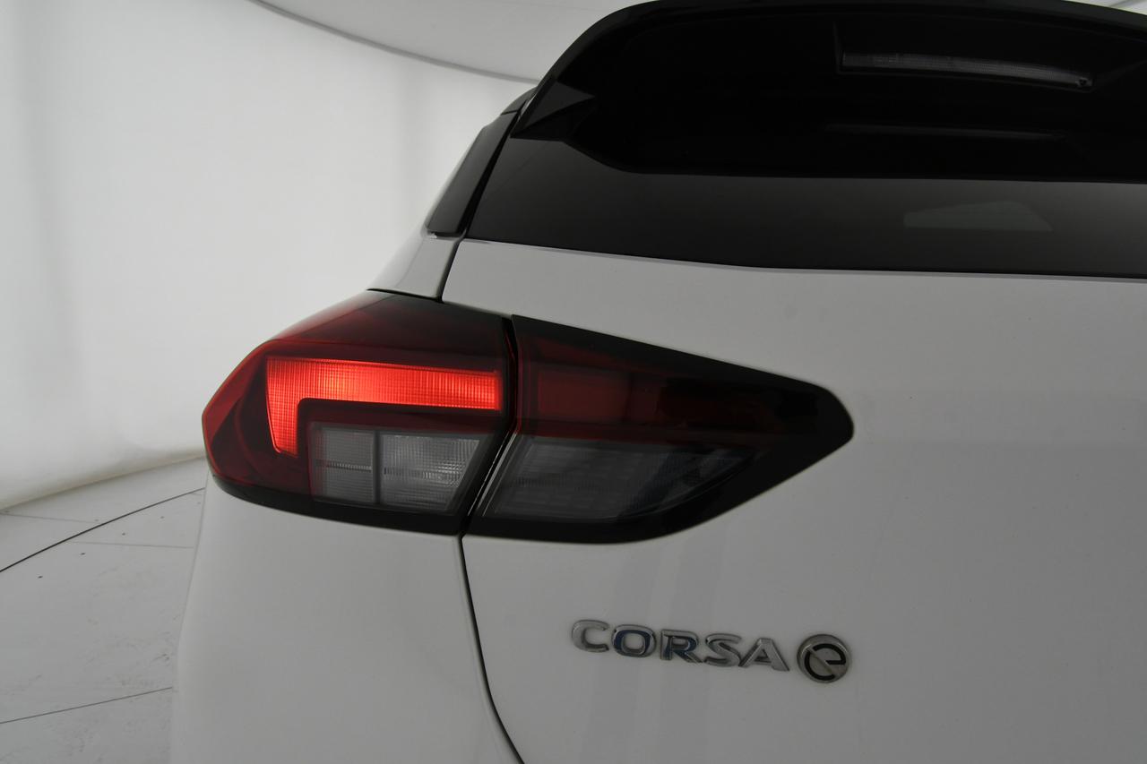 OPEL Corsa e- Elegance NEOPATENTATI+CAMERA+APP CONNECT+LED