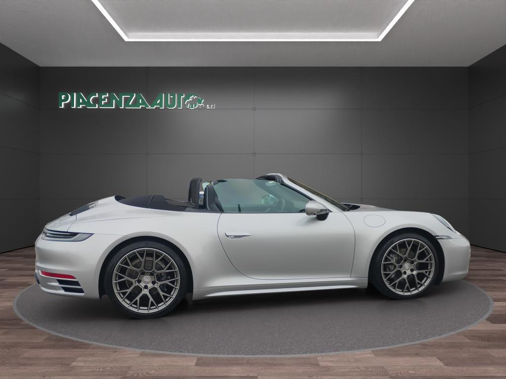 Porsche 911 Cabrio 3.0 Carrera auto