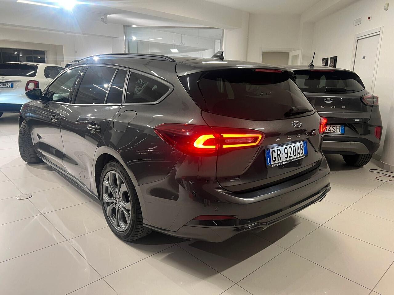 Ford Focus 1.0 EcoBoost Hybrid 125 CV 5p. ST-Line