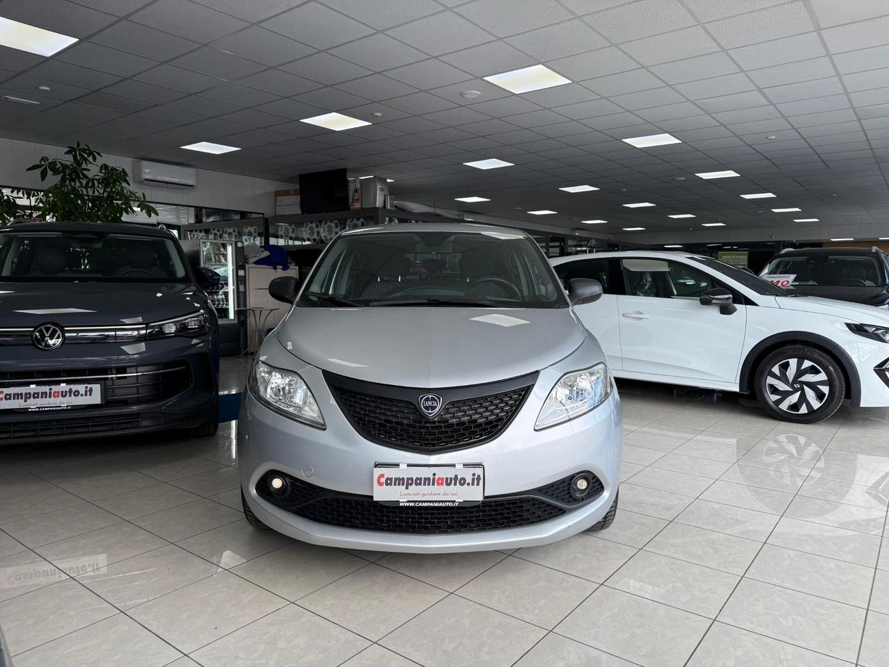 Lancia Ypsilon 1.2 69 CV GPL Ecochic Elefantino Blu