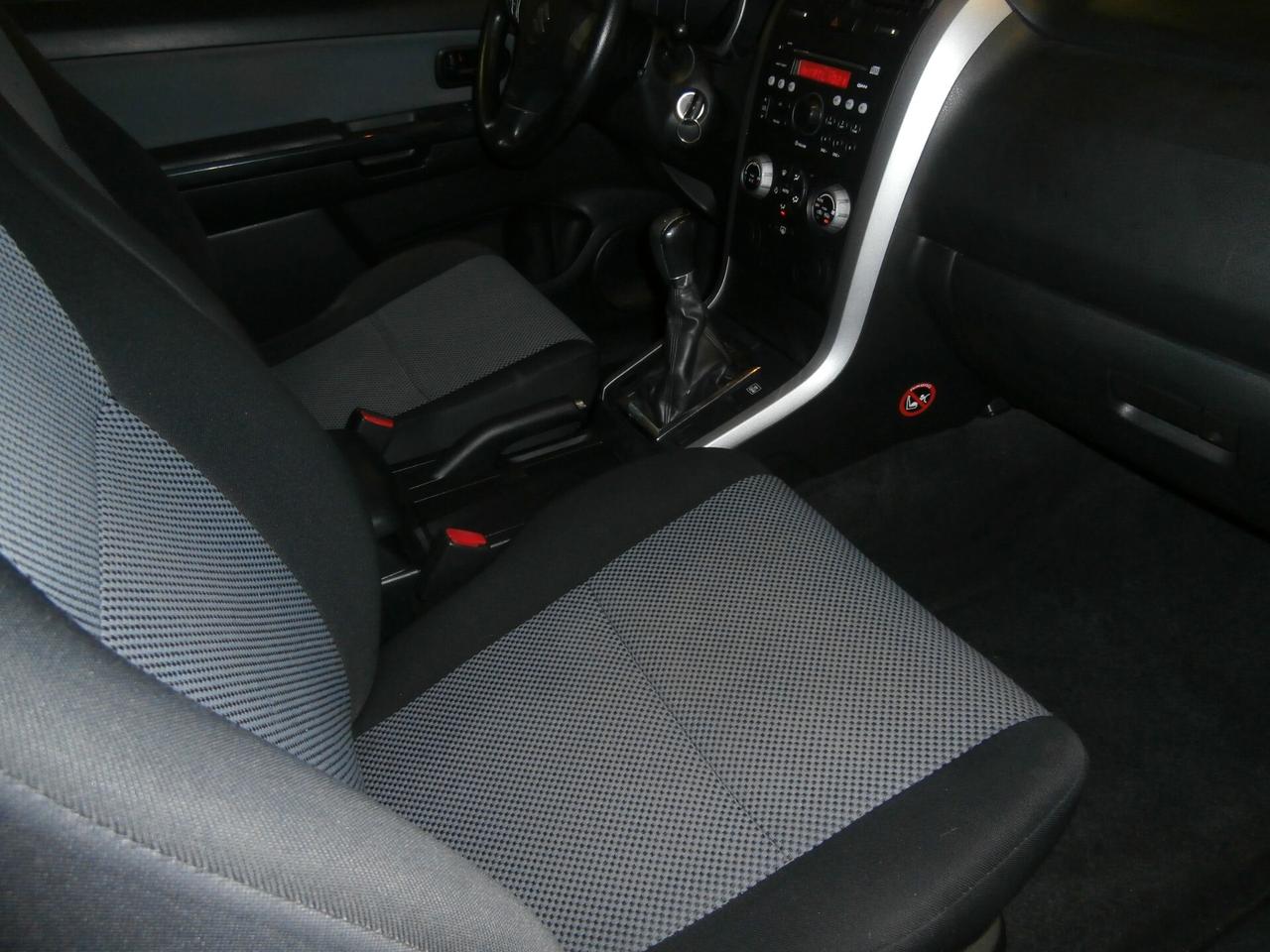 Suzuki Grand Vitara 1.6 16V 3 porte 100000km