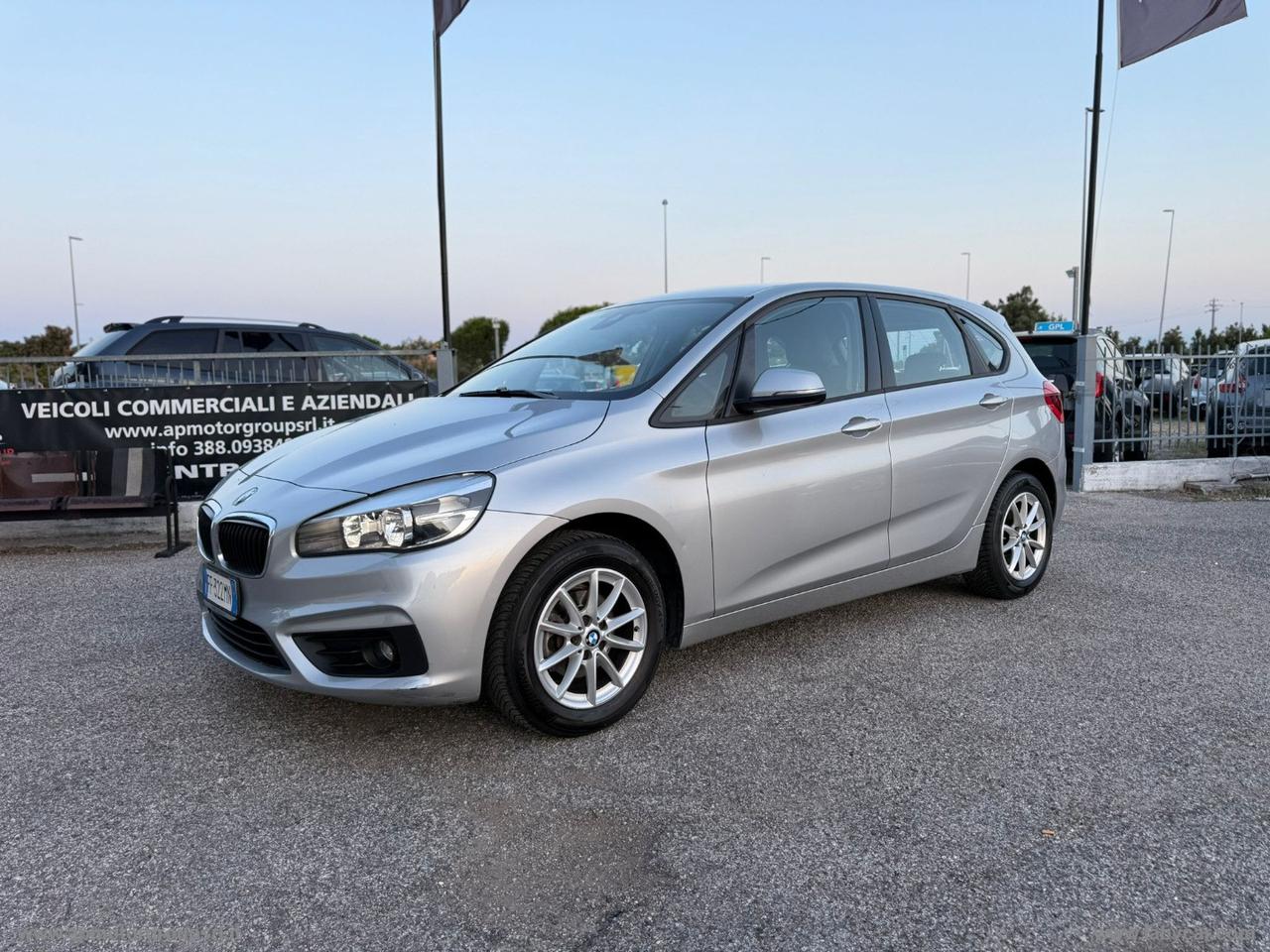 BMW 216i Active Tourer Luxury NEOPATENTATI