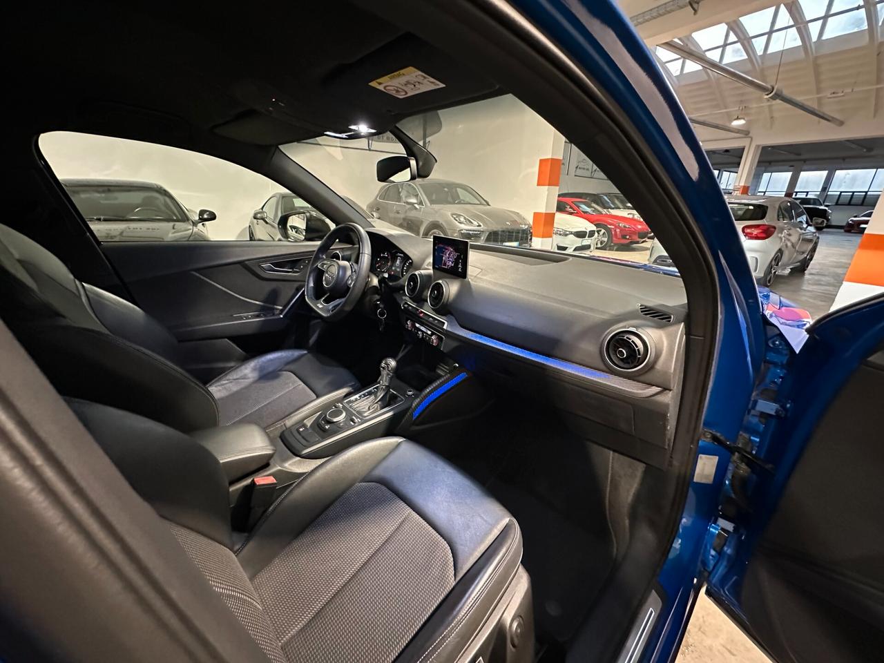 Audi Q2 1.6 TDI S tronic - line FILL LED