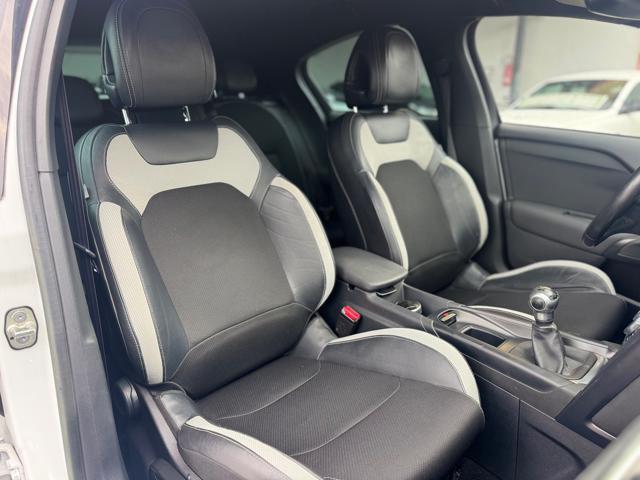 DS AUTOMOBILES DS 4 1.6 VTi 120 So Chic