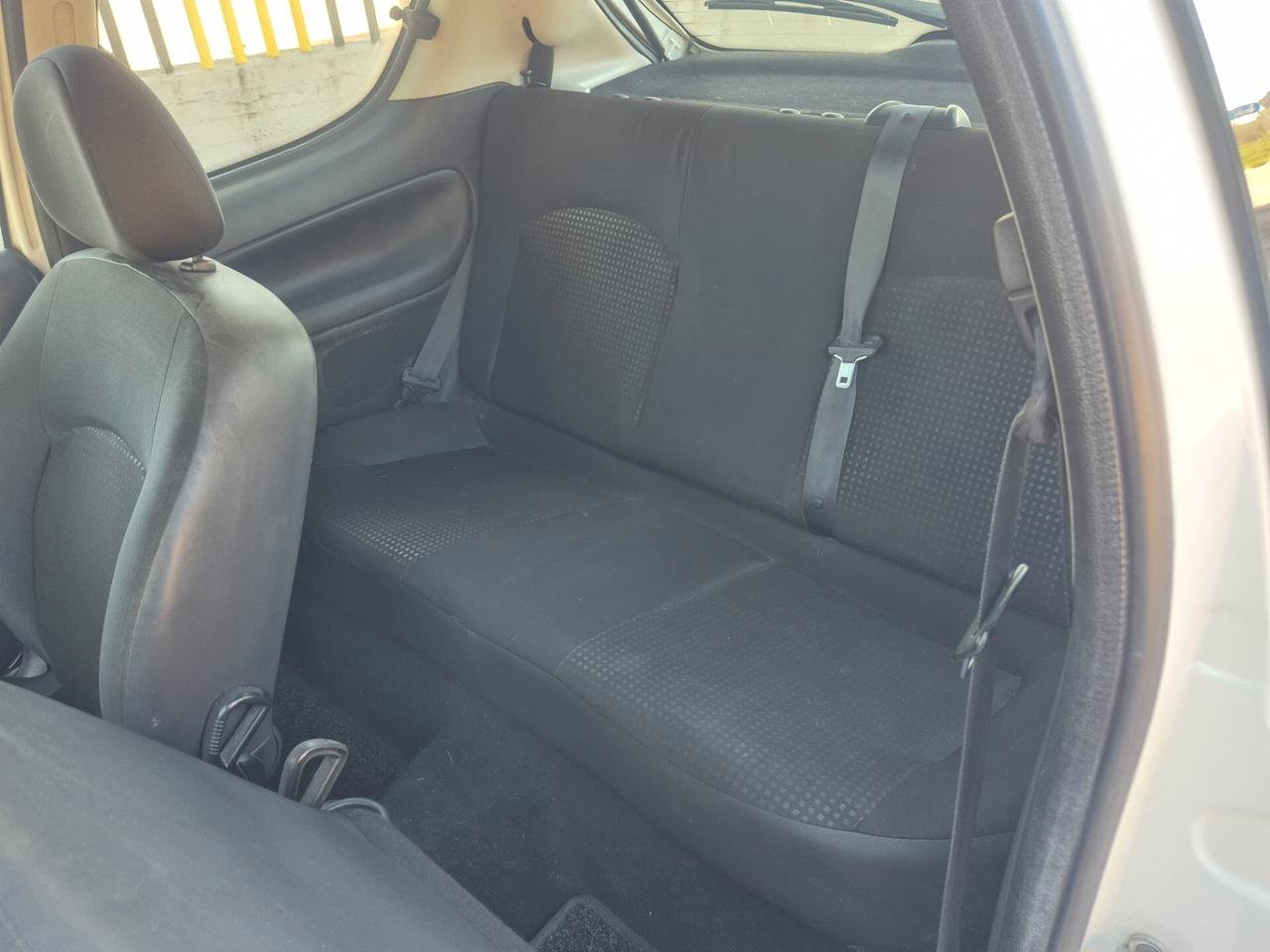 Peugeot 206 Plus 1.1 60CV 3p. Energie 2011