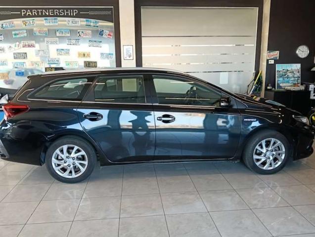 Toyota Auris Auris Touring Sports 1.8h Business cvt