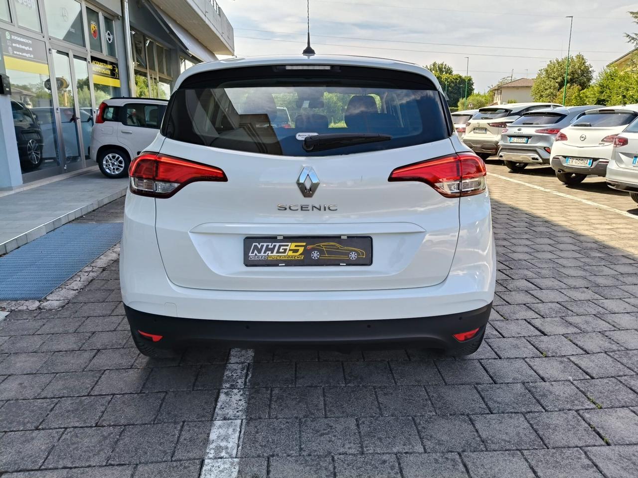 Renault Scenic Blue dCi 120 CV EDC Sport Edition2