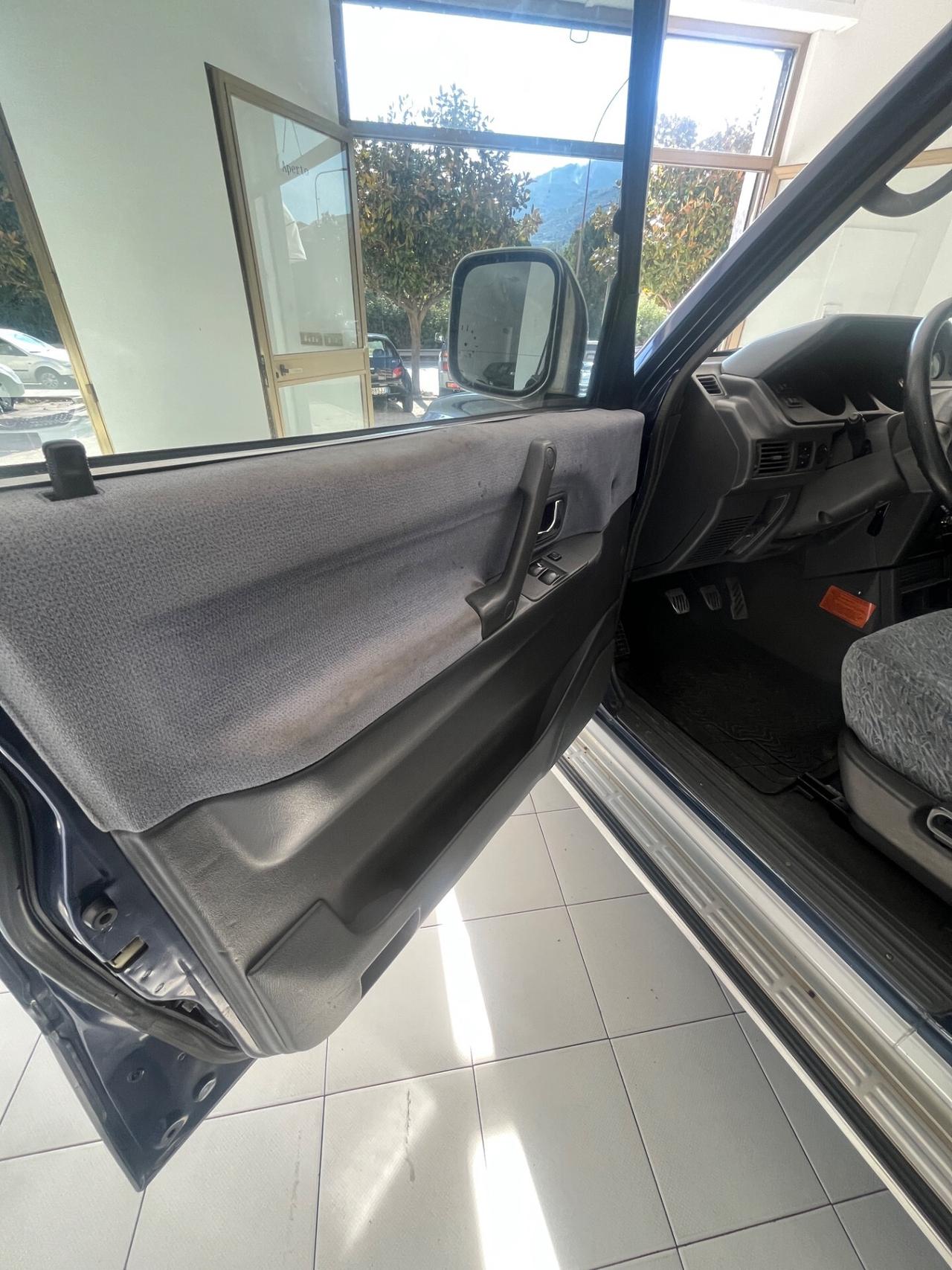 Mitsubishi Pajero 2.8 TDI Metal-top S.S. GLS Target