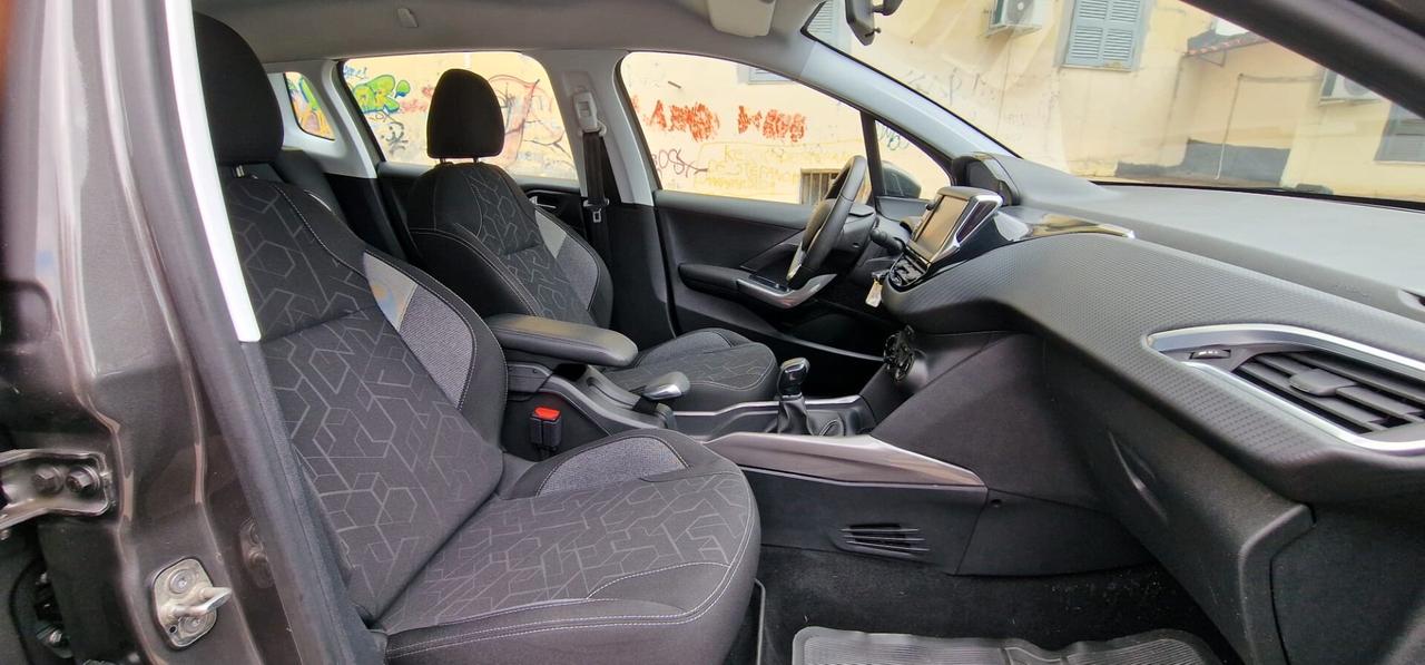 Peugeot 2008 BlueHDi 100CV Allure