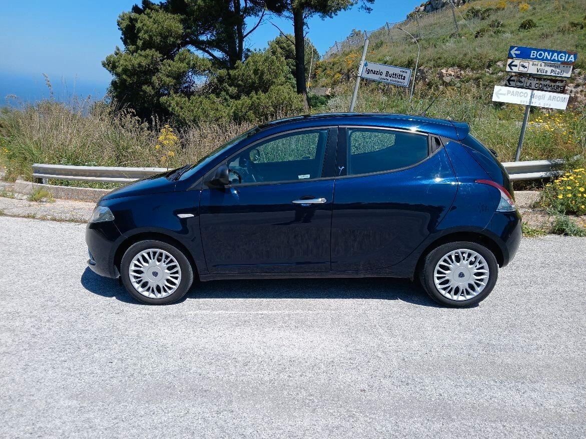 Lancia Y 1.2 Benzina (No hybrid)