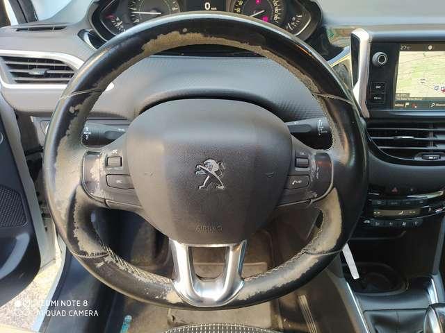 Peugeot 208 208 5p 1.2 puretech Allure 82cv