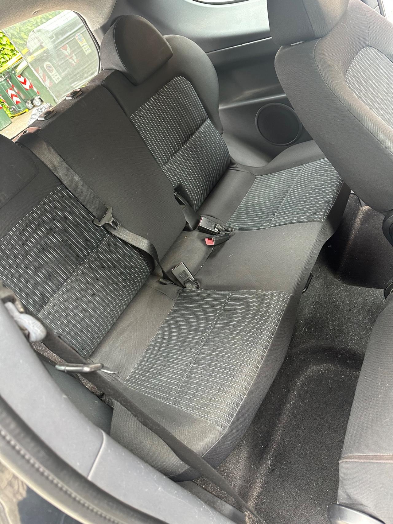 Mitsubishi Colt 1.1 12V 3p. Inform