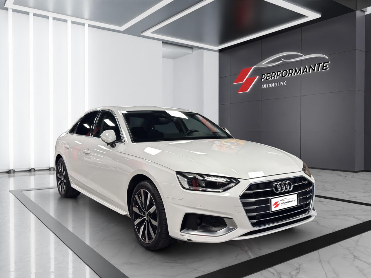 Audi A4 Berlina A4 30 2.0 tdi mhev Business Advanced 136cv s-tronic
