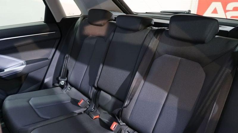 Audi Q3 Q3 35 2.0 tdi Business Advanced s-tronic
