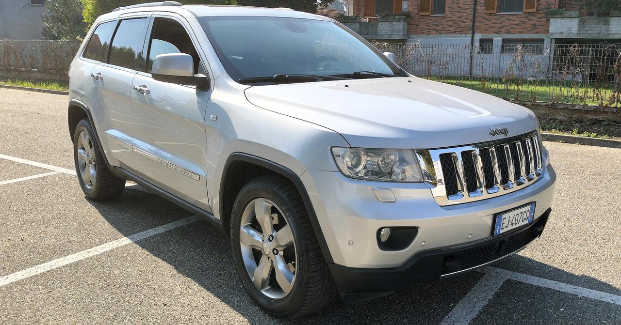 Jeep Grand Cherokee 3.0 CRD Overland + Gancio