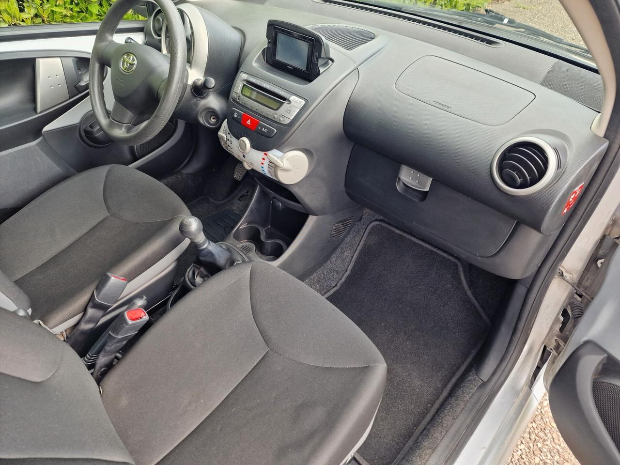 Toyota Aygo 1.0 69cv 5p 77000km