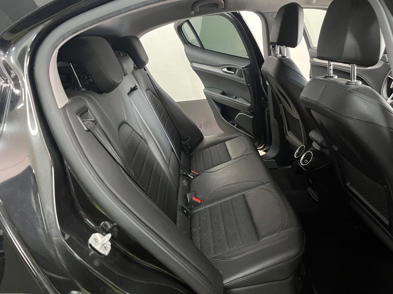 Alfa Romeo Stelvio 2.2 210 CV AT8 Q4 Executive