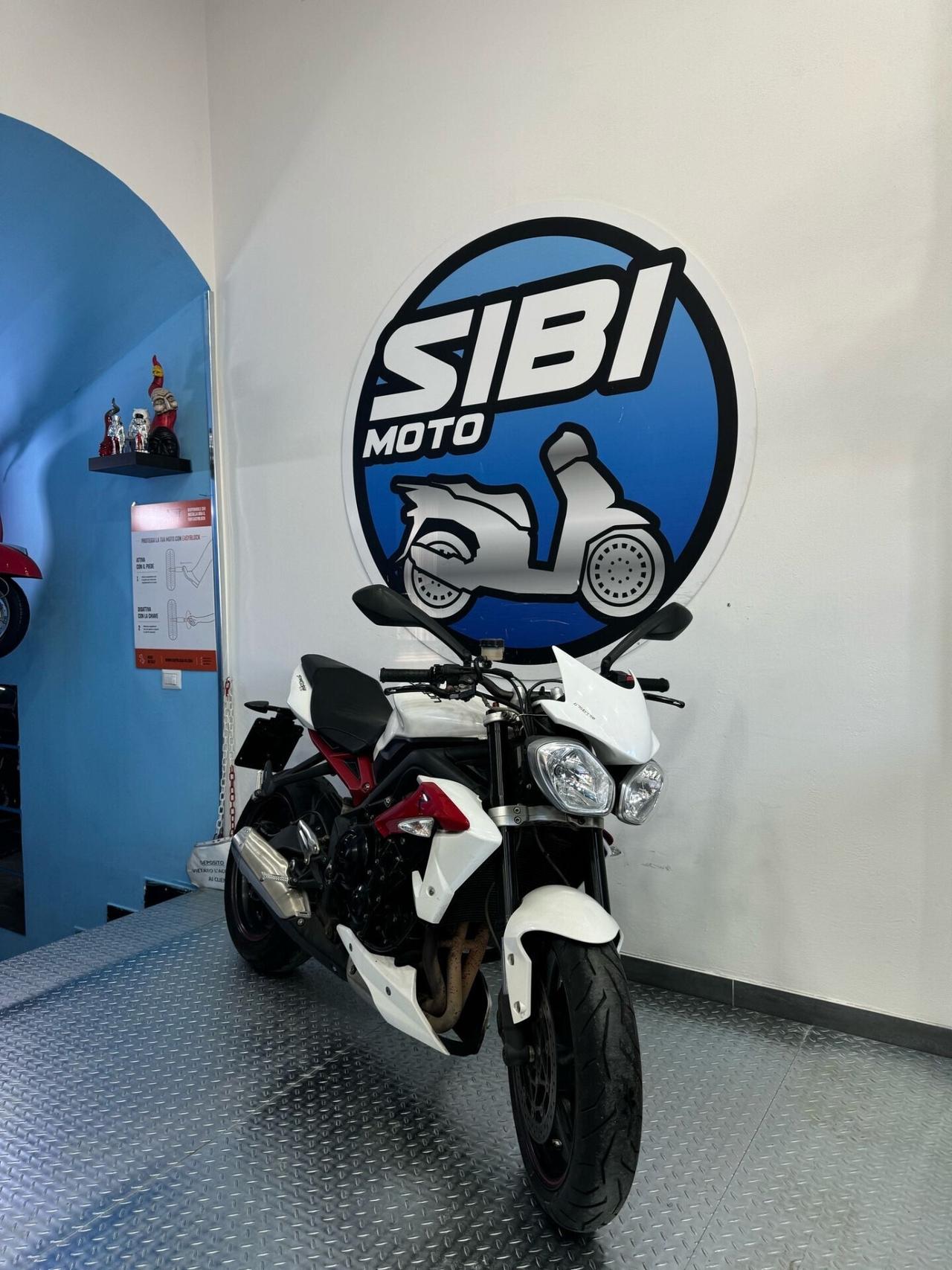 Triumph Street Triple 675