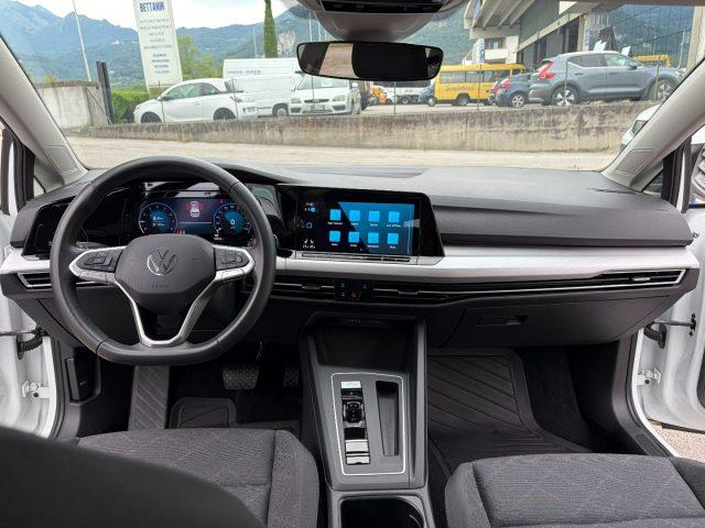VOLKSWAGEN Golf 1.5 TGI DSG Life