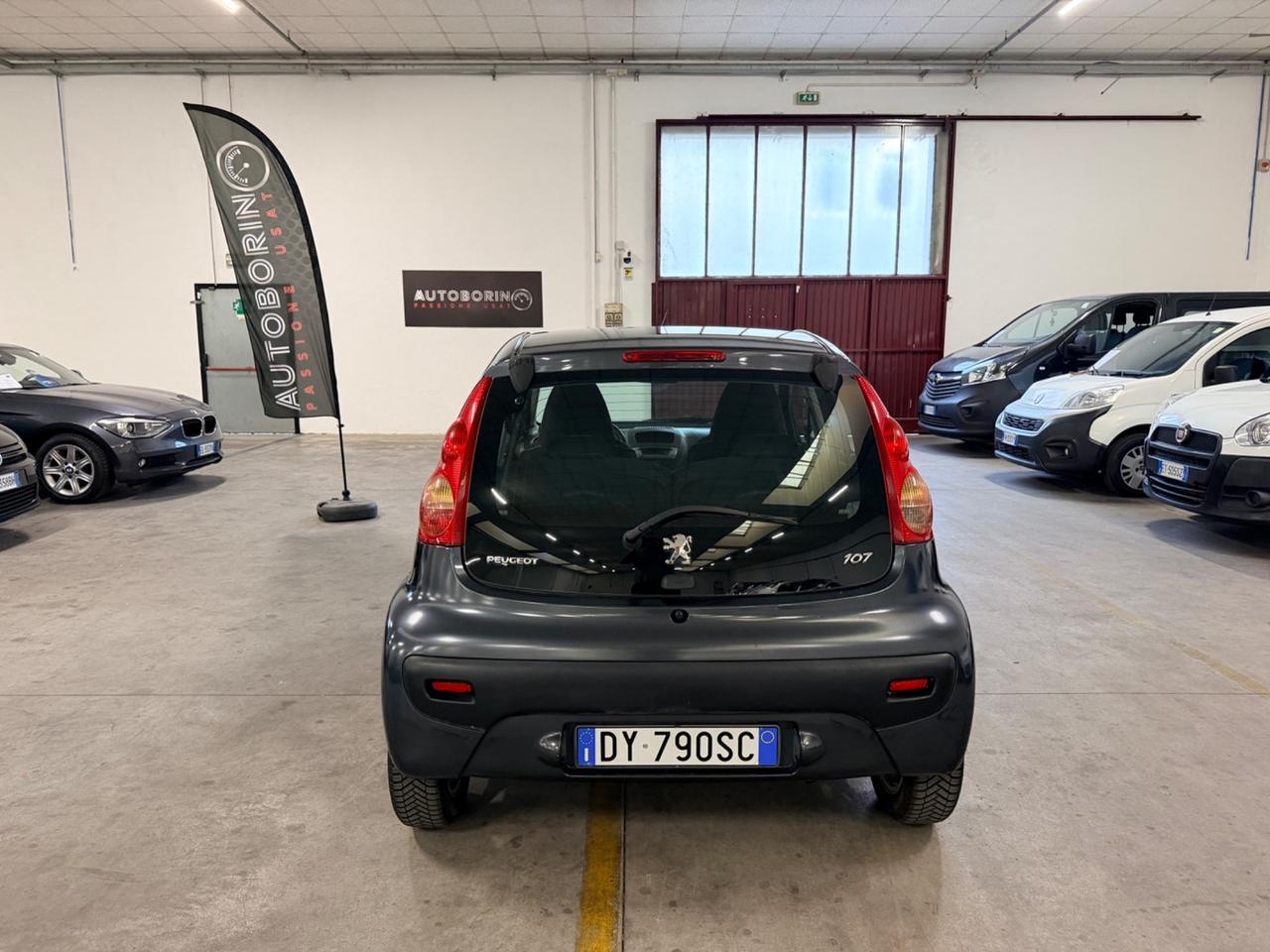 Peugeot 107 1.0 68CV 5p. Plaisir