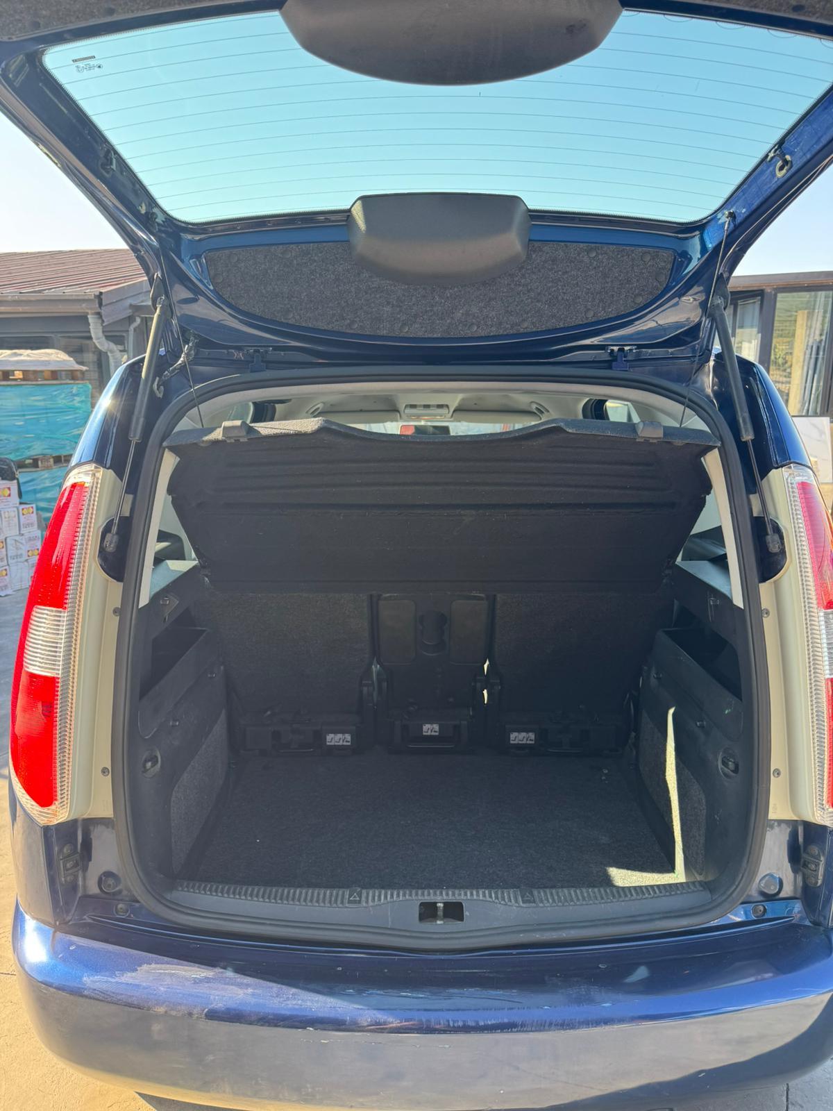 Skoda Roomster 1.4 TDI 80CV F.AP. Scout