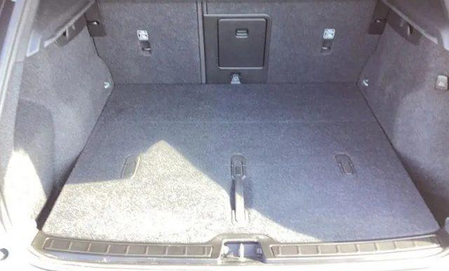 VOLVO XC40 B3 automatico Core N1