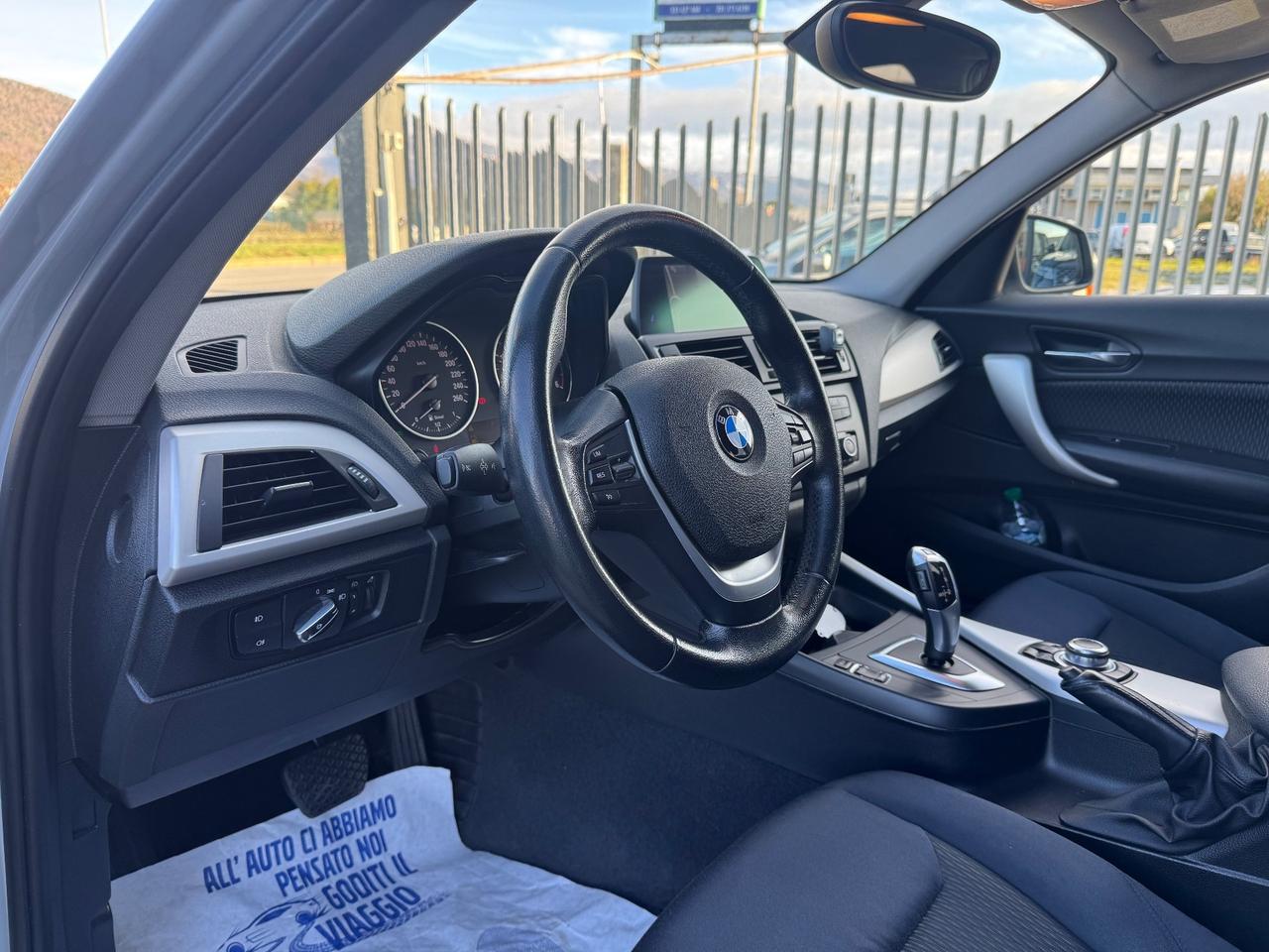 Bmw 116 116d 5p. Urban