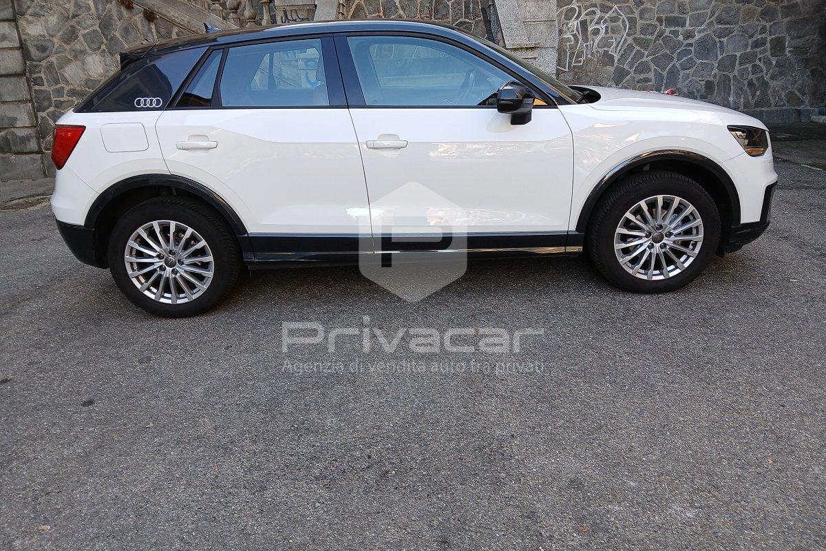 AUDI Q2 30 TFSI Business Design