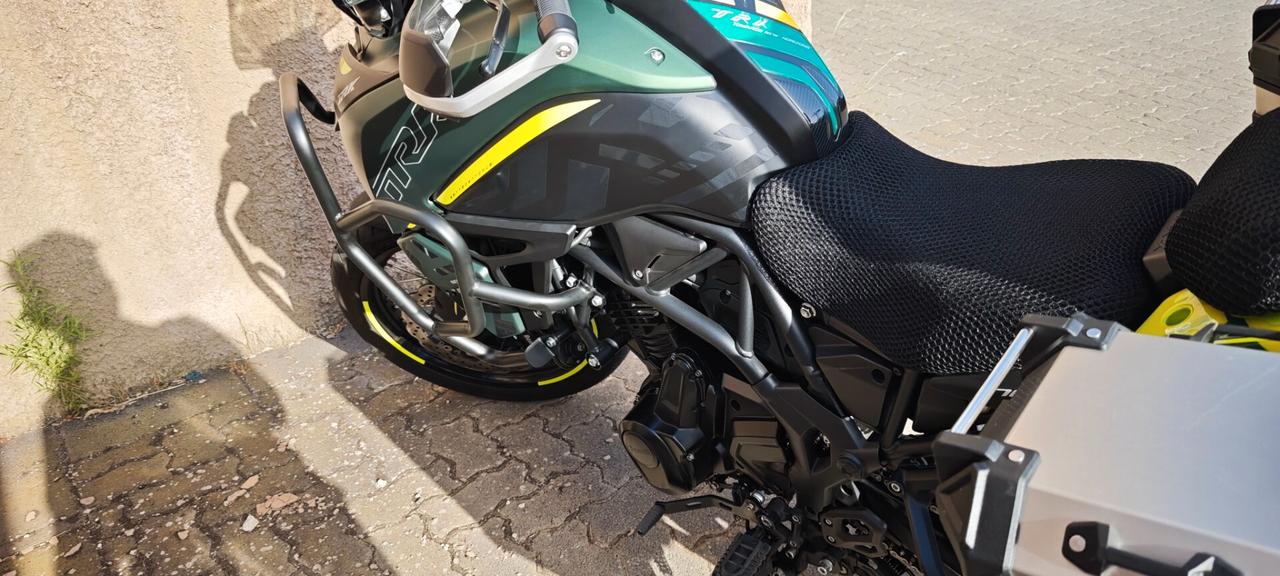 Benelli TRK 702 X