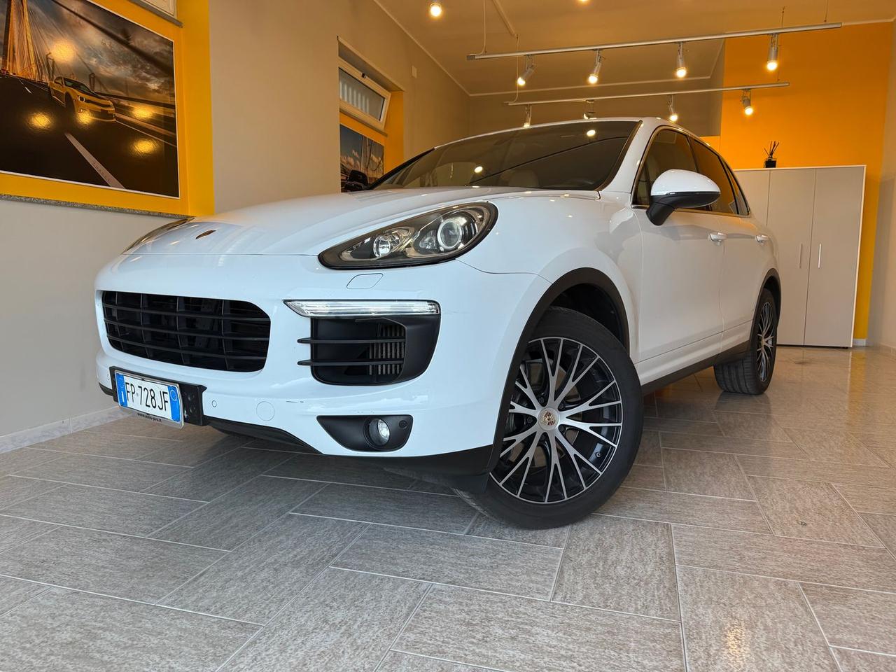 Porsche Cayenne 3.0 Diesel Platinum #6049