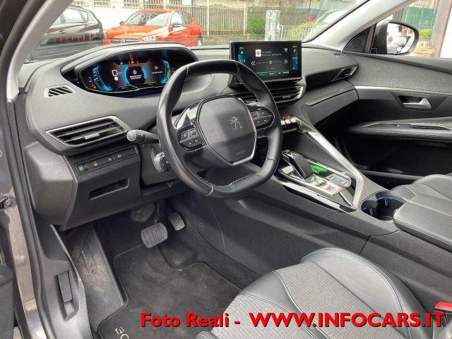 PEUGEOT 3008 Hybrid PHEV 225 e-EAT8 Allure Pack PROMO !!