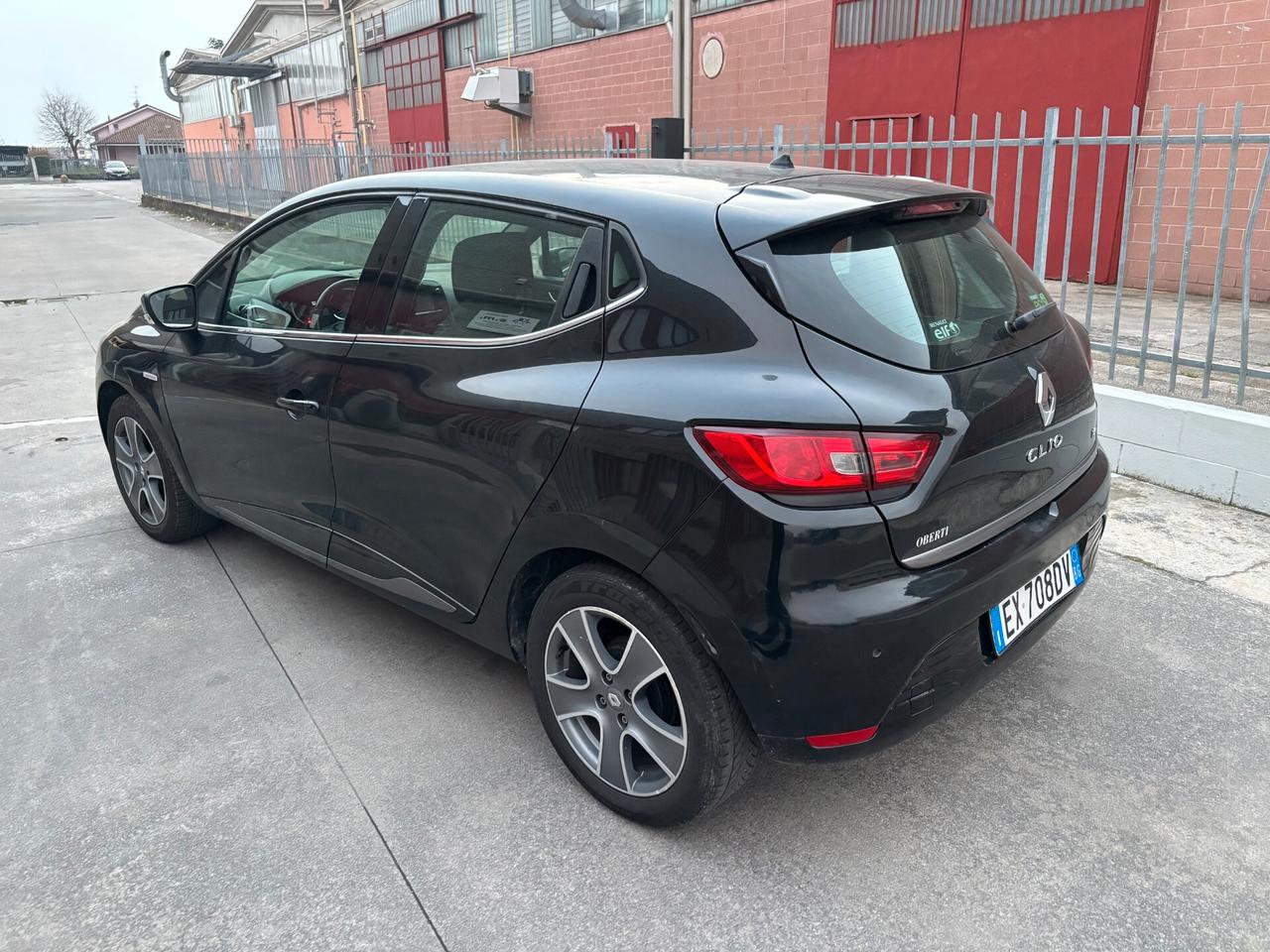 Renault Clio 1.4 16V cat 5 porte Initiale