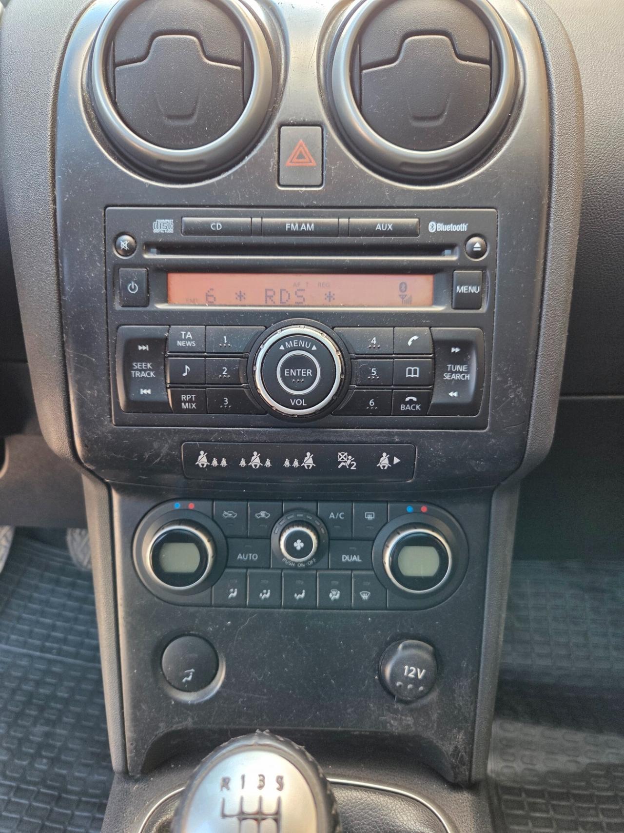 Nissan Qashqai 2.0 dCi 4WD 7posti FULL-OPTIONAL