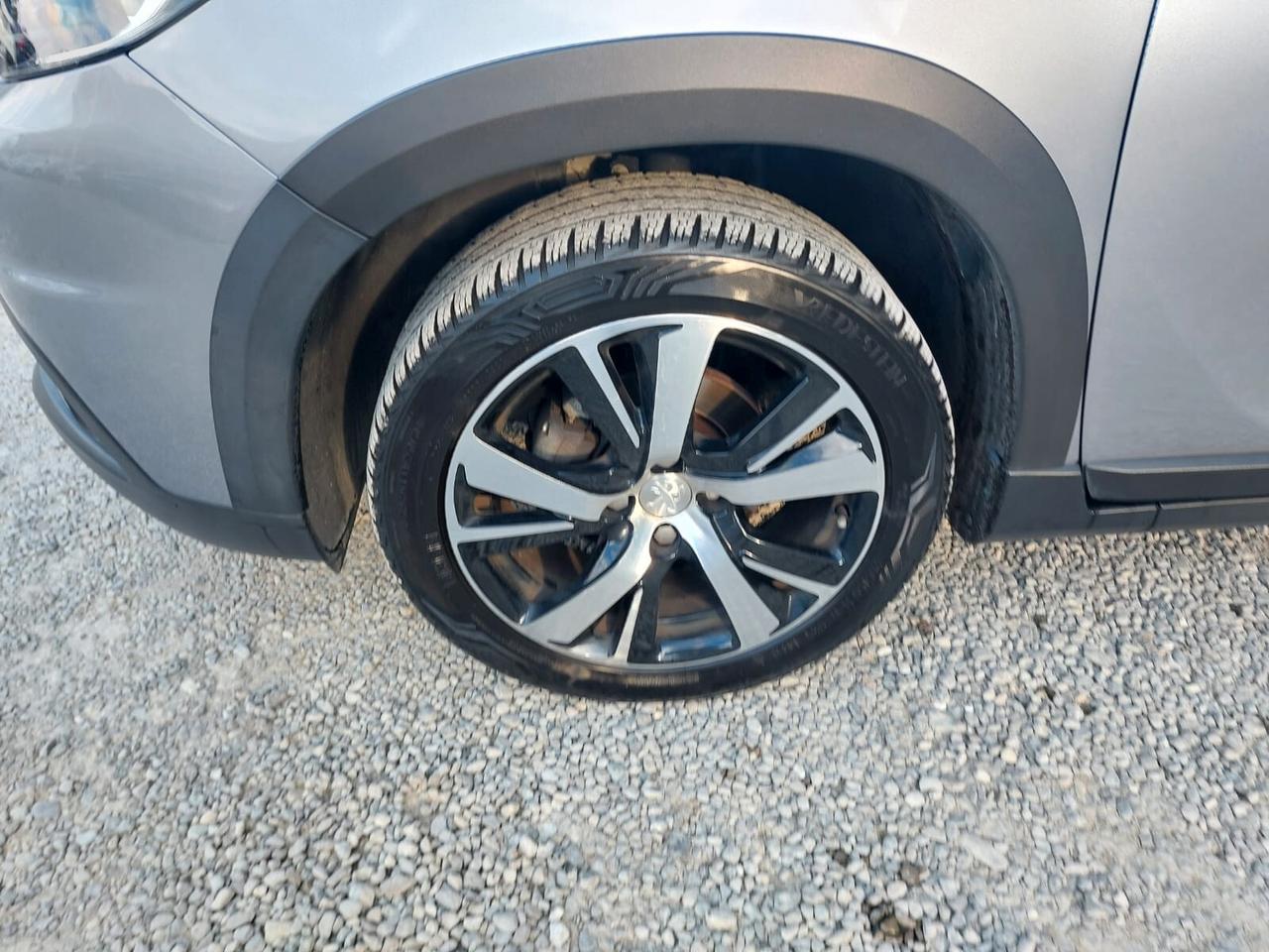 Peugeot 2008 BlueHDi 100 Allure UNICO PROPRIETARIO