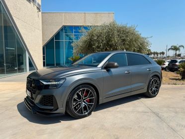 Audi SQ8 4.0 tfsi possibilità noleggio no scoring