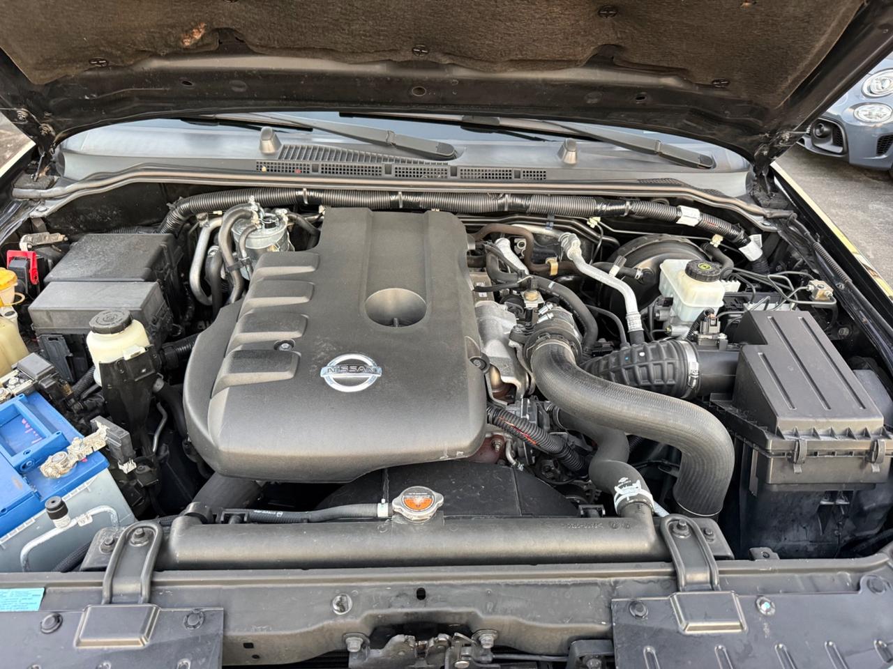 Nissan Navara 2.5 dCi 190CV 4 porte Double Cab Sport Platinum