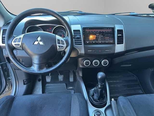 Mitsubishi Outlander 2.0 DI-D Intense DPF