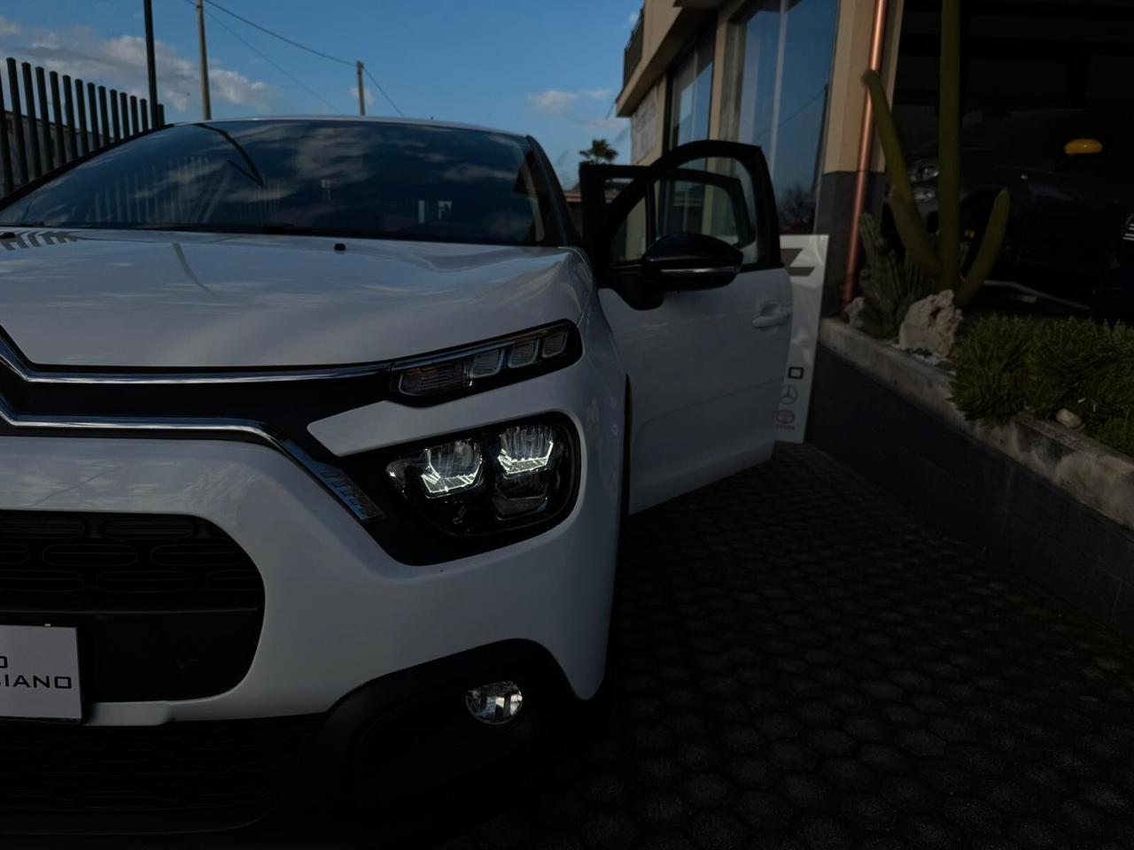 Citroen C3 1.2 pure-tech Feel my20 GPL casa