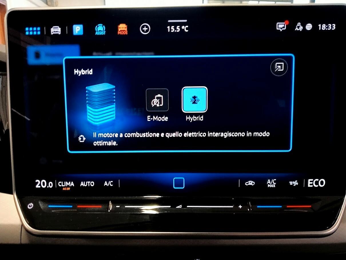 Volkswagen Golf 1.5 TSI eHybrid 204cv DSG 18" LED CAMERA ACC