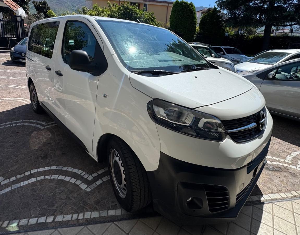 OPEL Vivaro 9 posti 2.0 td pulmino
