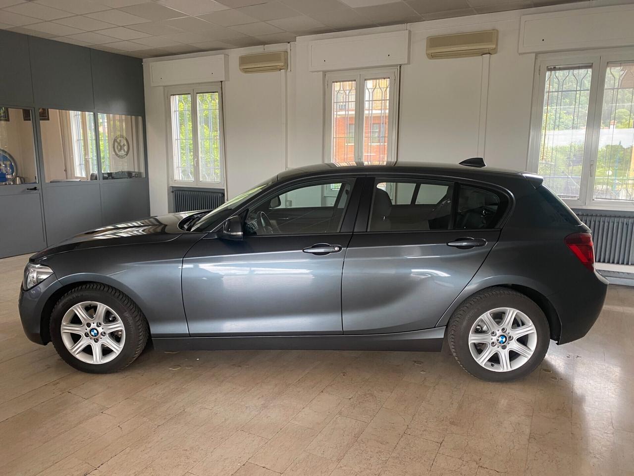 Bmw 114 114d 5p. Unique